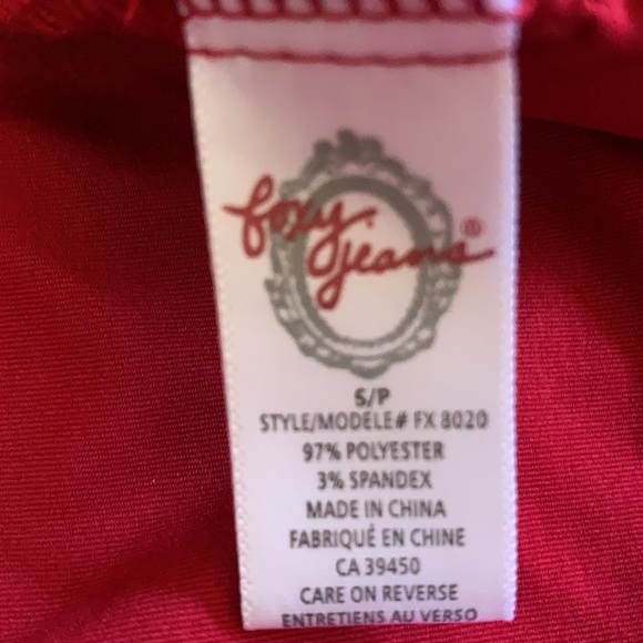 Red satin feel too with gold print in small and cones with optional belt. - Picture 12 of 12